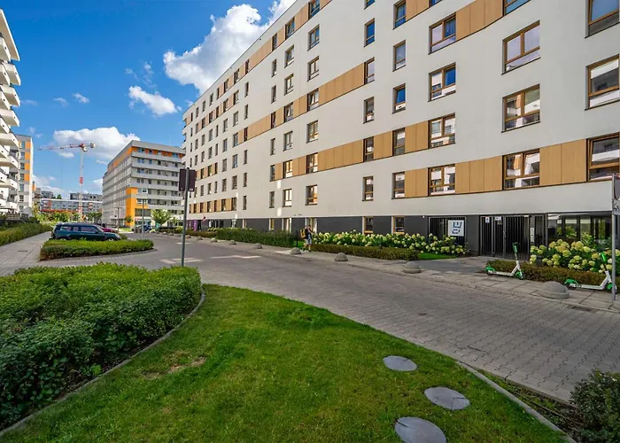 Warsaw Airport Studio With Private Terrace