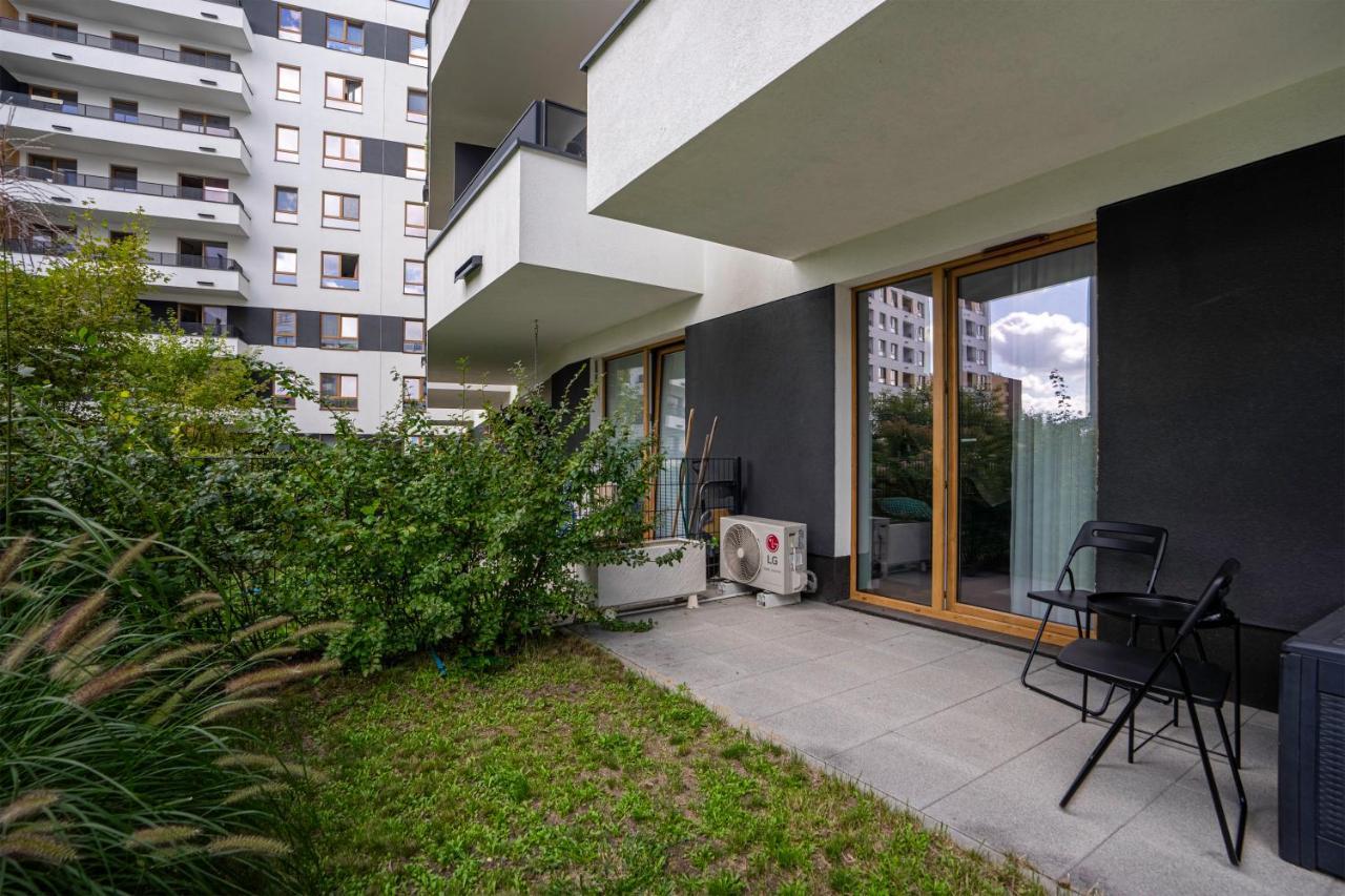 Airport With Private Terrace Warschau