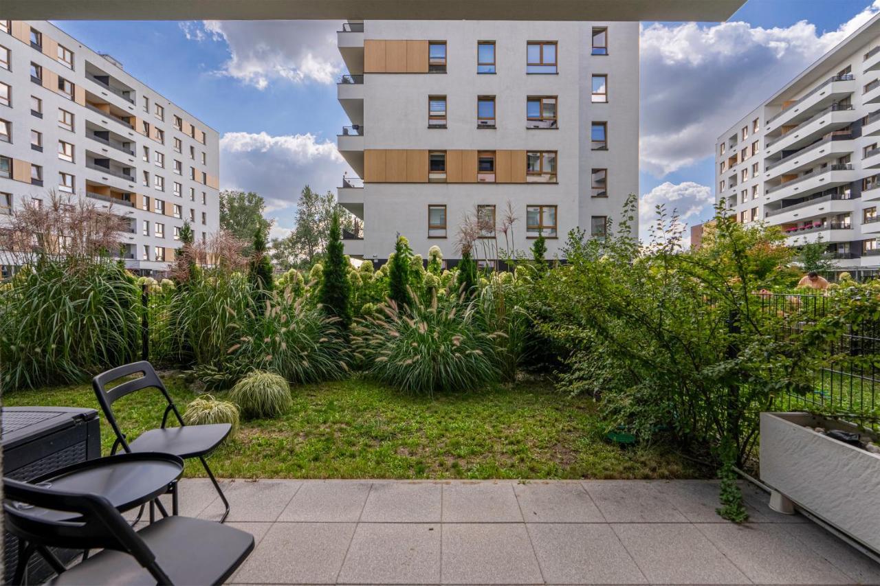 Airport With Private Terrace Warschau
